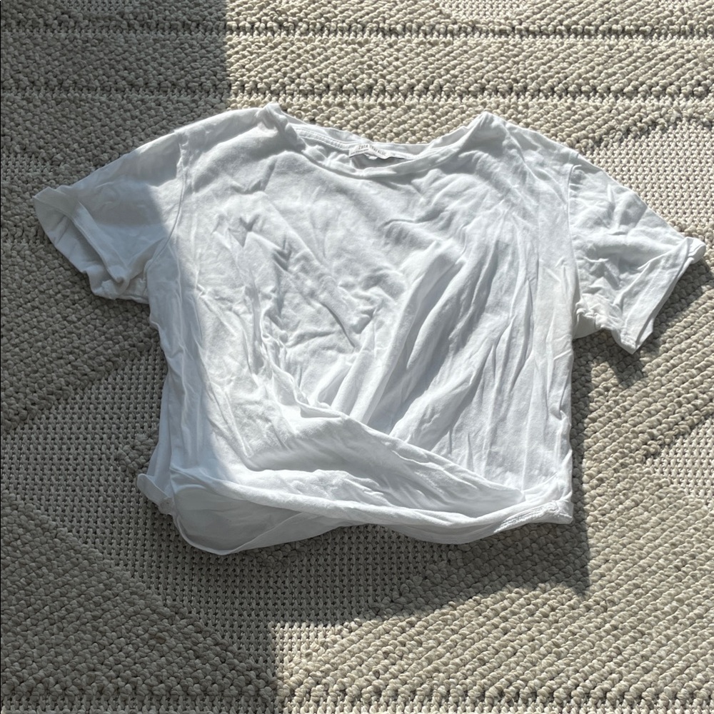 Classic White Women's Crop Top Twist Front